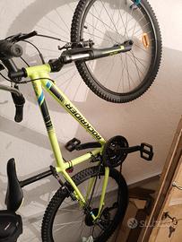 Bici MTB ROCKRIDER 24 POLLICI ST 500 GIALLO FLUO