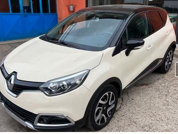 RENAULT CAPTUR 2015 RICAMBI PEZZI