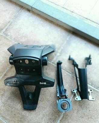 Porta targa yamaha mt10