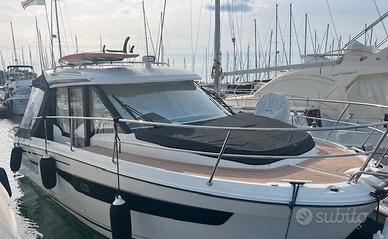 JEANNEAU MERRY FISHER 895 OFFSHORE + 2 x 200hp SUZ