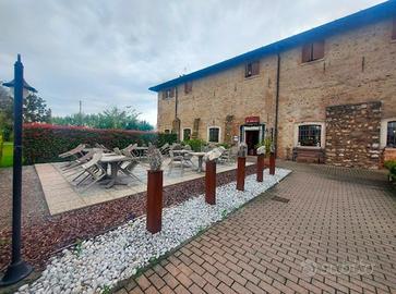 Attività di ristorazione e pizzeria