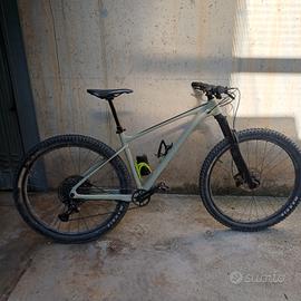 mtb  giant fathom  29"  