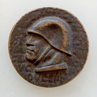 Bronzo fascista duce elmetto