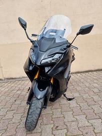 Yamaha T Max 560 - 2024