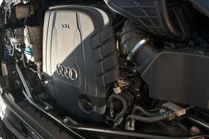 motore audi Q5 quattro TDI 170 CV del 2010