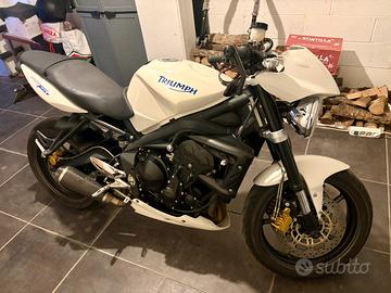 Triumph Street Triple 675