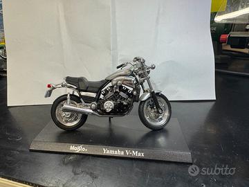 Modellino MAISTO YAMAHA V-MAX