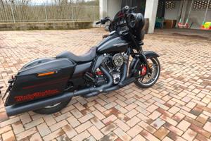 Harley-Davidson Touring Street Glide - 2015