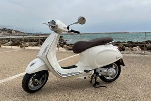 Piaggio Vespa Primavera 50