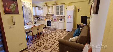 GRAZIOSO APPARTAMENTO IN Giardini Naxos