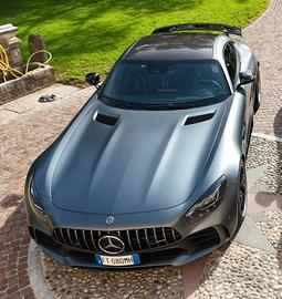 Mercedes amg gtr