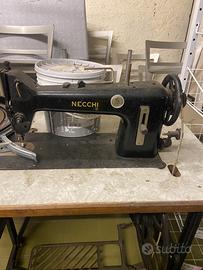 Macchina sa cucire Necchi