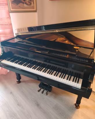 Pianoforte a coda  kawai 