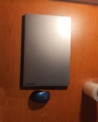 computer portatile Lenovo 