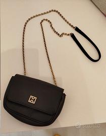 Borsa tracolla marca  Cocinelle