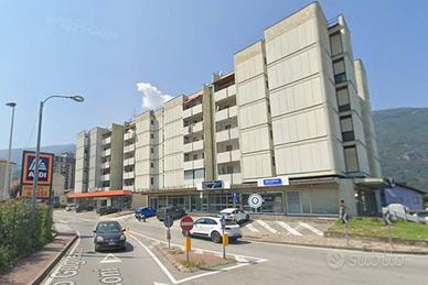 Immobile in asta di 134 m² con 5 locali e box auto