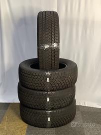 4 GOMME 235/65R17 INVERNALI USATE RADIAL