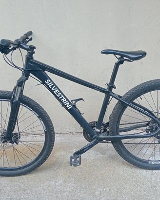 bicicletta mountain bike Silvestrini