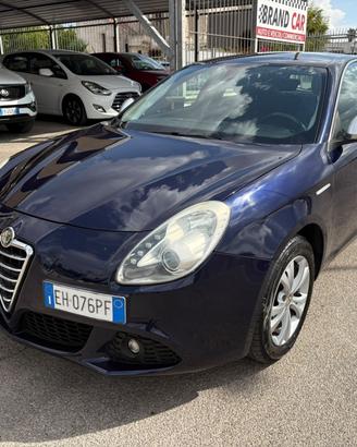 Alfa Romeo Giulietta 2.0 JTDm Distinctive 2011