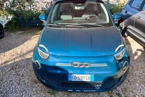 Fiat 500 500e Berlina 42 kWh Passion