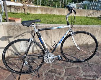 City bike/bici da corsa GIANT CADEX CFR-1