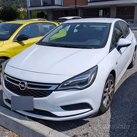Opel Astra K 1.4 100 CV Elective (2017)