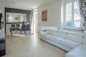 AMPIO 3 LOCALI BUONE CONDIZIONI