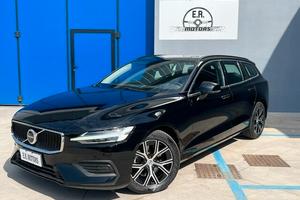Volvo V60 B4 (d) automatico Core