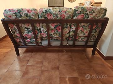 Divano tre posti in legno 