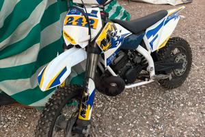 Moto da cross Profive 50cc?