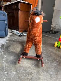 cavallo  a dondolo
