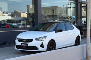 OPEL Corsa 1.5 D 100 CV GS Line