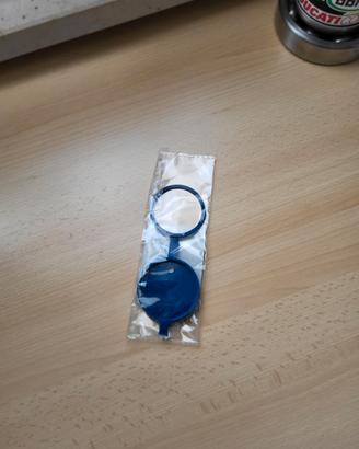 Tappo per serbatoio liquido lavavetri