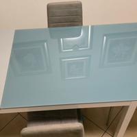 Tavolo vetro sottile allungabile 