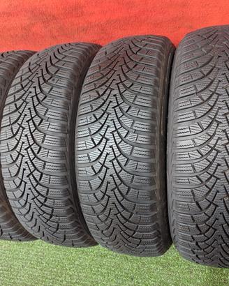 195 60 16 Gomme Inv 85-99% 2020 GoodYear 195 60R16