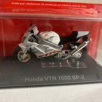 'Honda VTR 1000 SP-2 1:24
