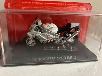'Honda VTR 1000 SP-2 1:24