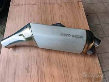 terminale di scarico originale moto Guzzi Stelvio 