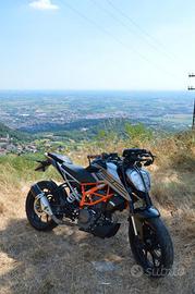 KTM duke 125