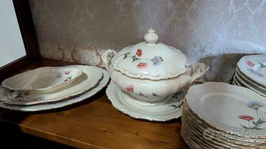 Servizio piatti porcellana antico