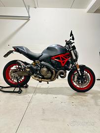 Ducati Monster 821