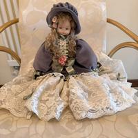 Bambola porcellana Capodimonte 