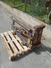 traslatore e forche per carrello