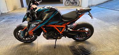 KTM 1390 super Duke R Evo