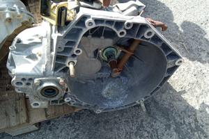 CAMBIO ALFA ROMEO GT 1,9 JTD 5 MARCE ANNO 2007