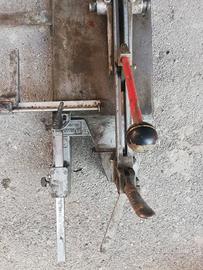 TAGLIAPIASTRELLE MONTOLIT