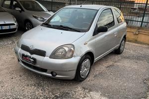 TOYOTA YARIS,130000 CHILOMETRI 
