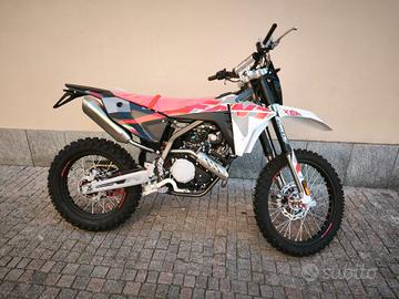 Fantic Motor XEF 125 PERFORMANCE