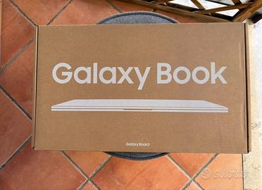 Samsung Galaxy Book3 15,6” i7 13ª Gen – 16GB RAM –