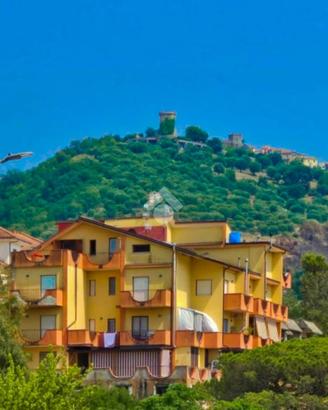 5 LOCALI A CASAL VELINO